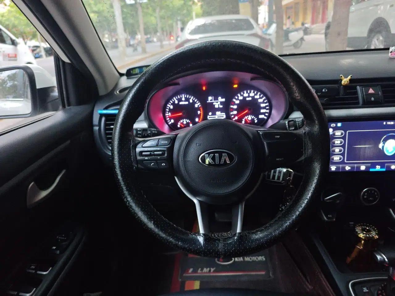 Kia K2 2017 Sedan 1.4L Automatic GLS — миниатюра 10