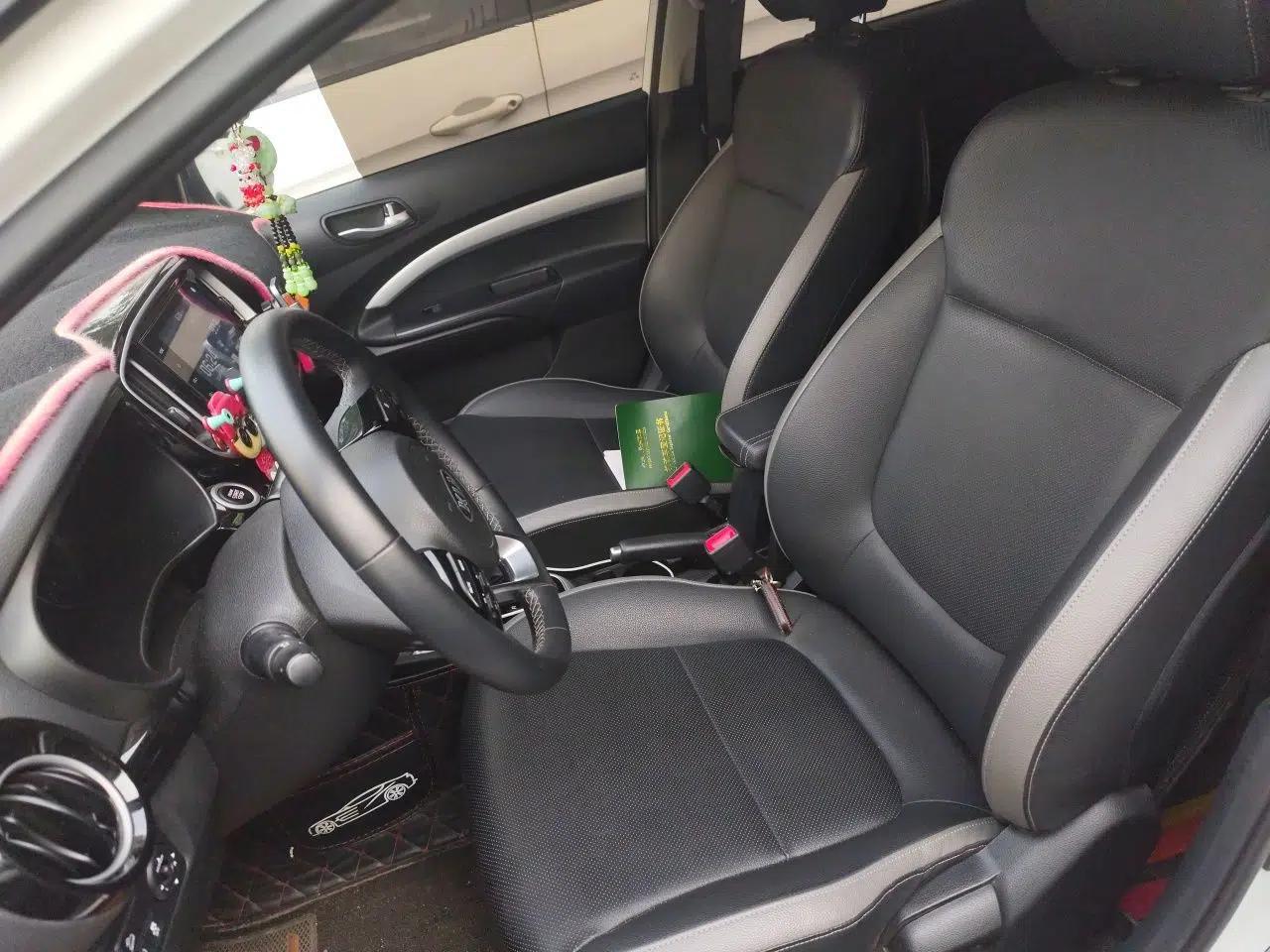 Kia kx1 Stonic 2019 1.4L Automatic Fun Edition China VI — миниатюра 15