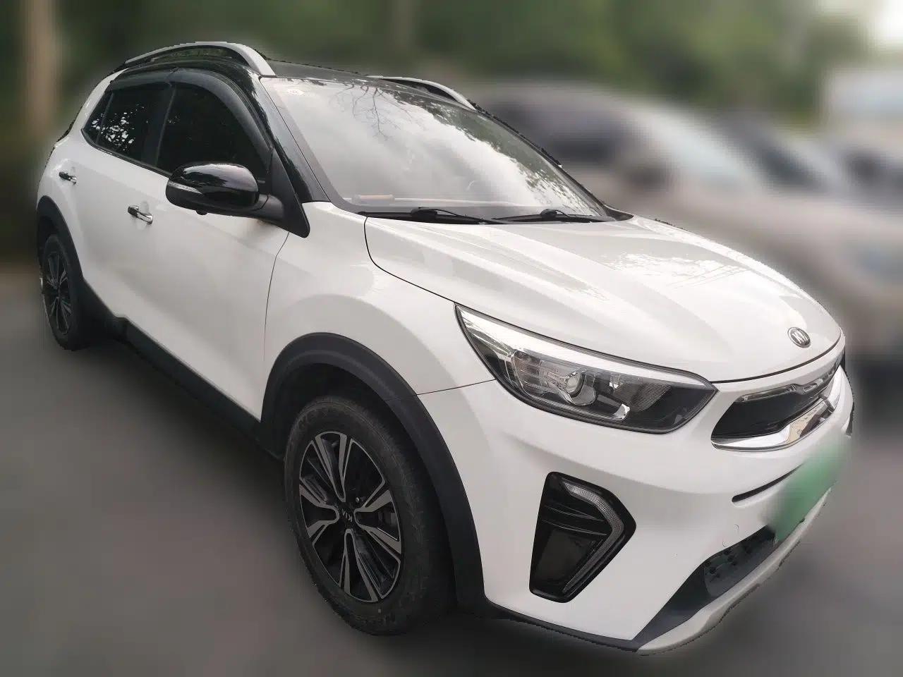 Kia kx1 Stonic 2019 1.4L Automatic Fun Edition China VI — миниатюра 3