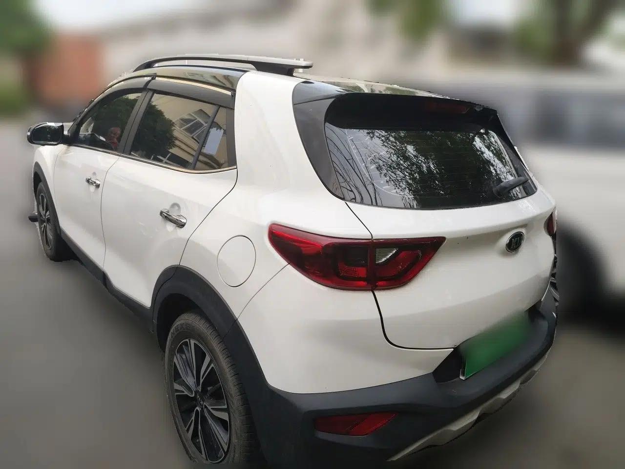 Kia kx1 Stonic 2019 1.4L Automatic Fun Edition China VI — миниатюра 4