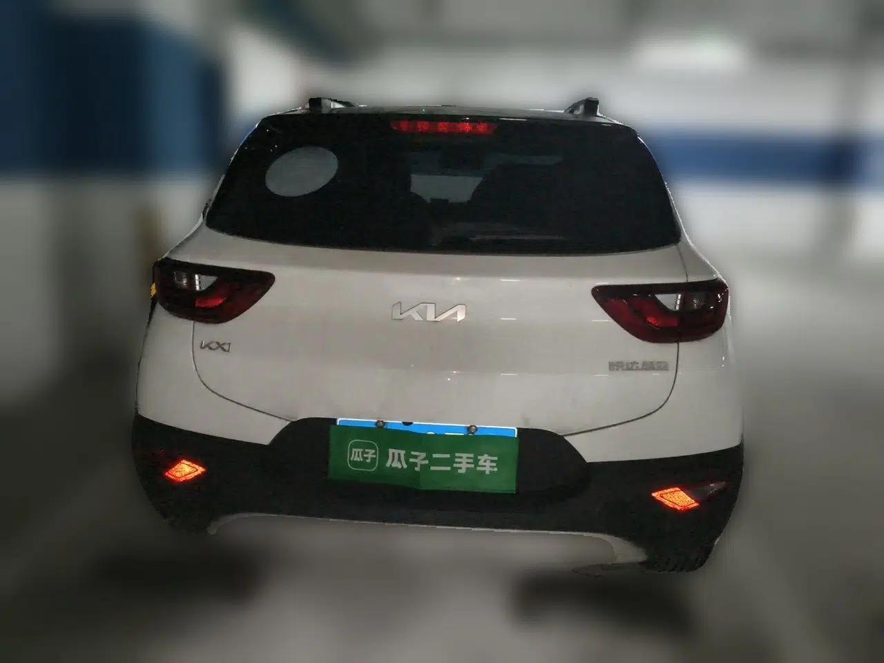 Kia kx1 Stonic 2021 1.4L CVT Sunroof Model — миниатюра 3