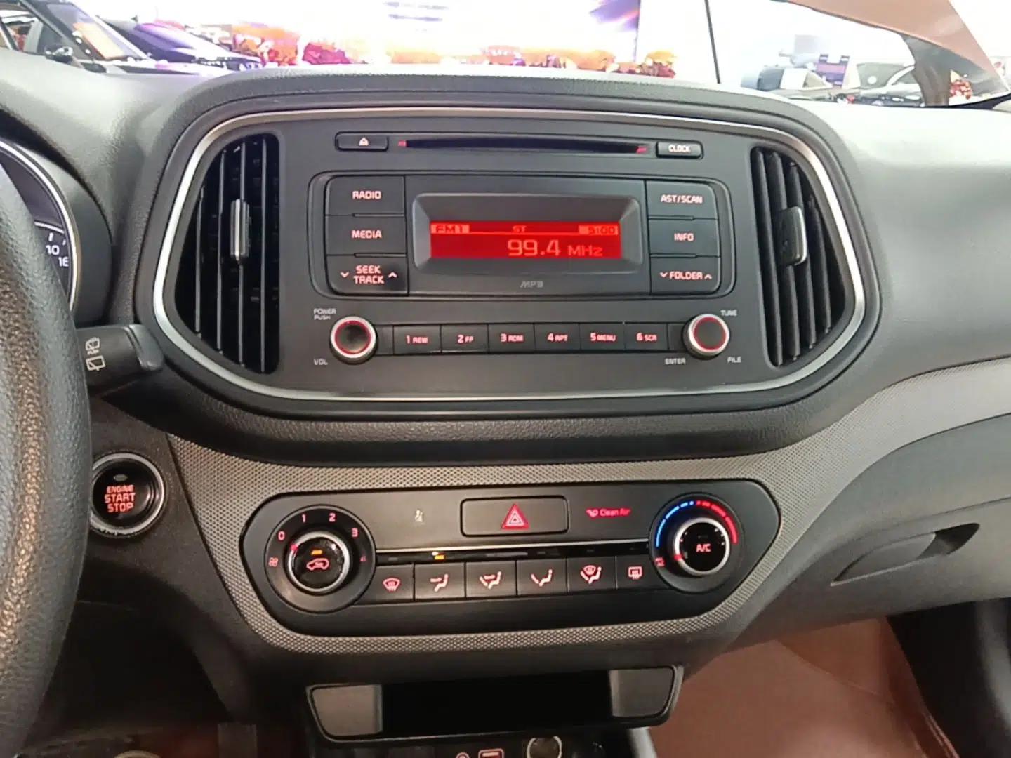 Kia KX3 2015 1.6L Automatic Special — миниатюра 15