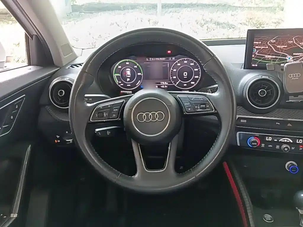 Audi Q2L e-tron 2019 Q2L e-tron Pure Electric Smart Edition — миниатюра 11