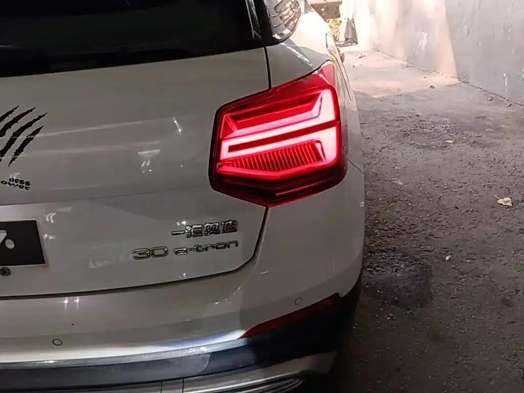 Audi Q2L e-tron 2019 Q2L e-tron Pure Electric Smart Edition — миниатюра 8