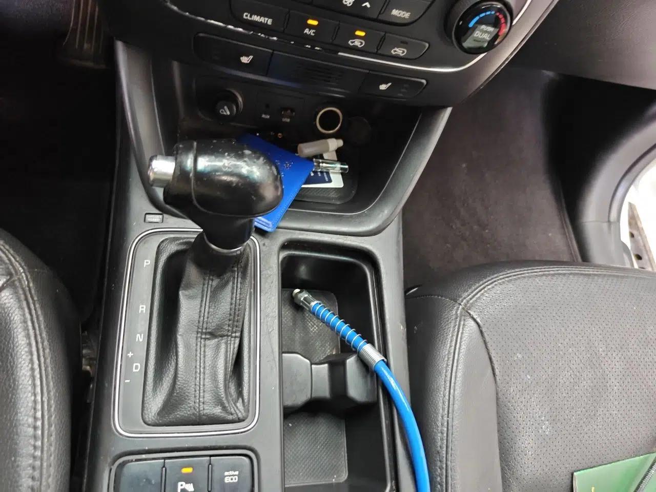 Kia Sorento 2013 2.2T 5-Seater Diesel Luxury Edition — миниатюра 14