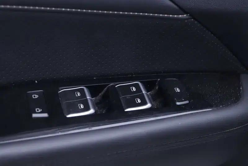 Wuling Jiachen 2022 1.5T CVT Premium Flagship Edition — миниатюра 18