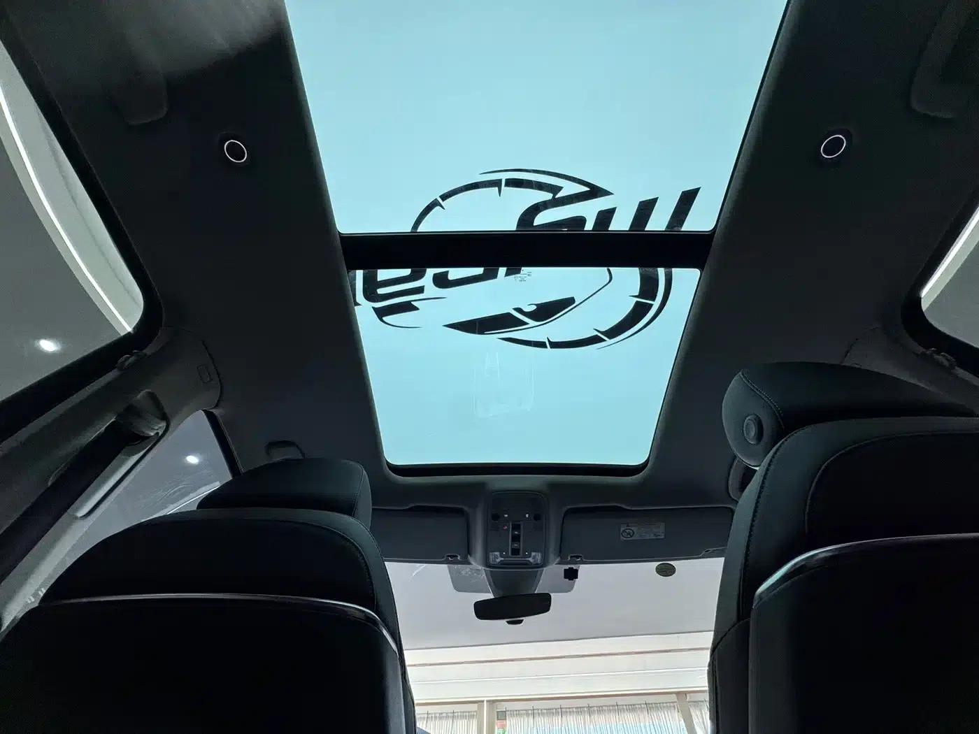 Audi Q6 2023 40 TFSI quattro Cloud View Light Package — миниатюра 17