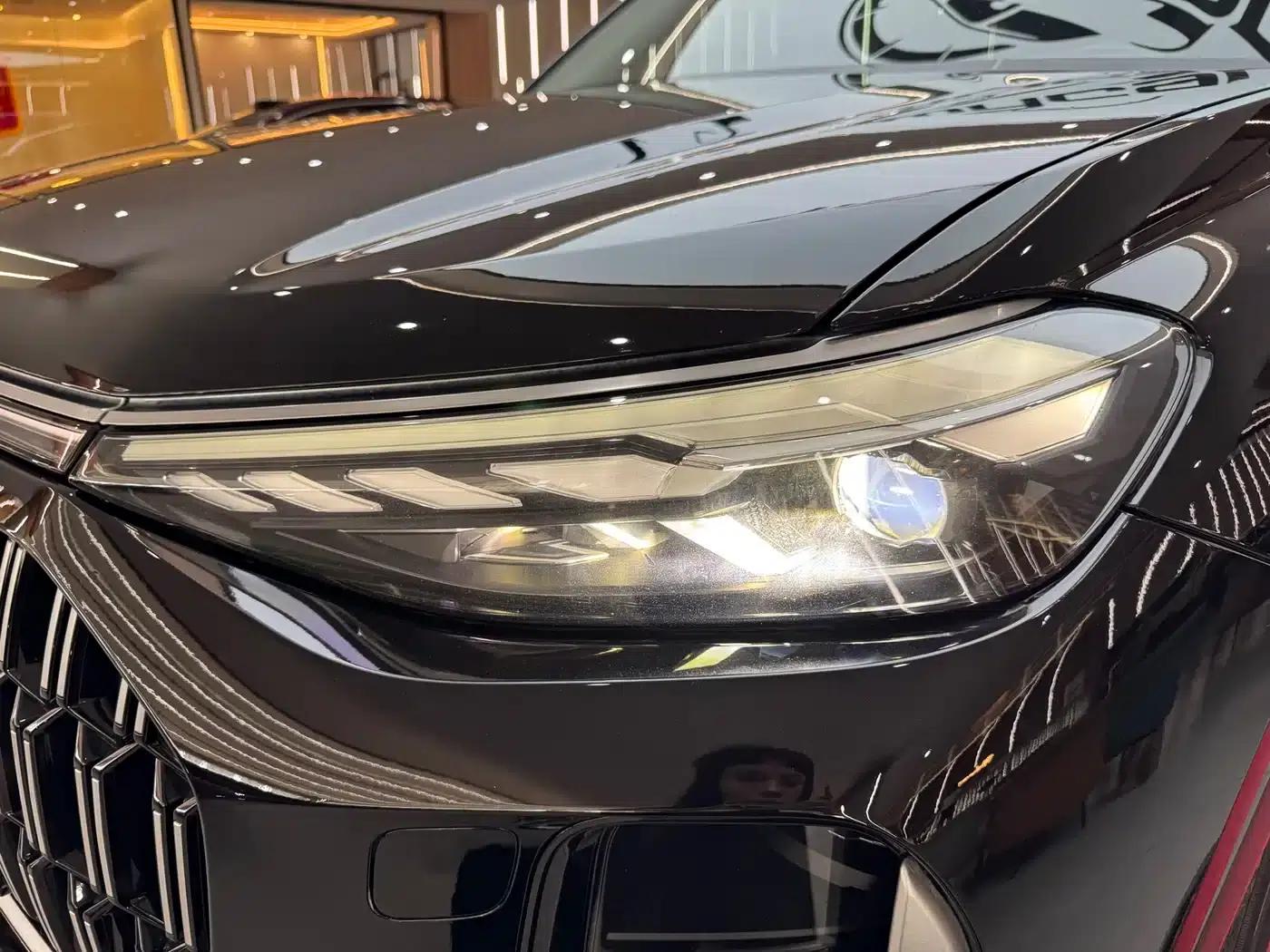 Audi Q6 2023 40 TFSI quattro Cloud View Light Package — миниатюра 32