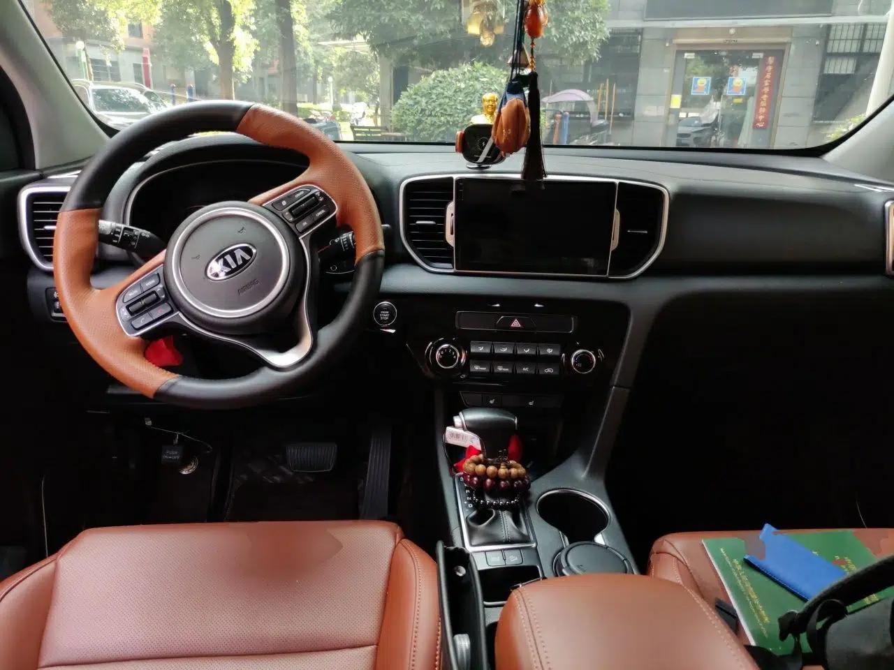 Kia KX5 2016 2.0L Automatic 2WD GLS — миниатюра 9