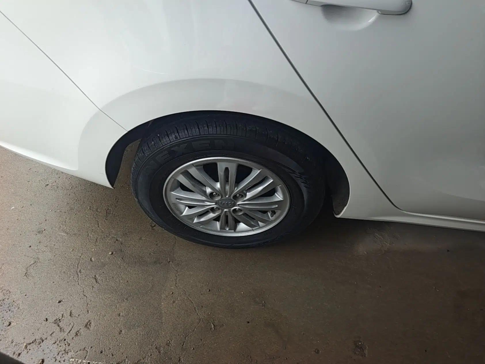Kia Pegas 2020 Revised Version 1.4L Automatic Comfortable with Sunroof — миниатюра 11