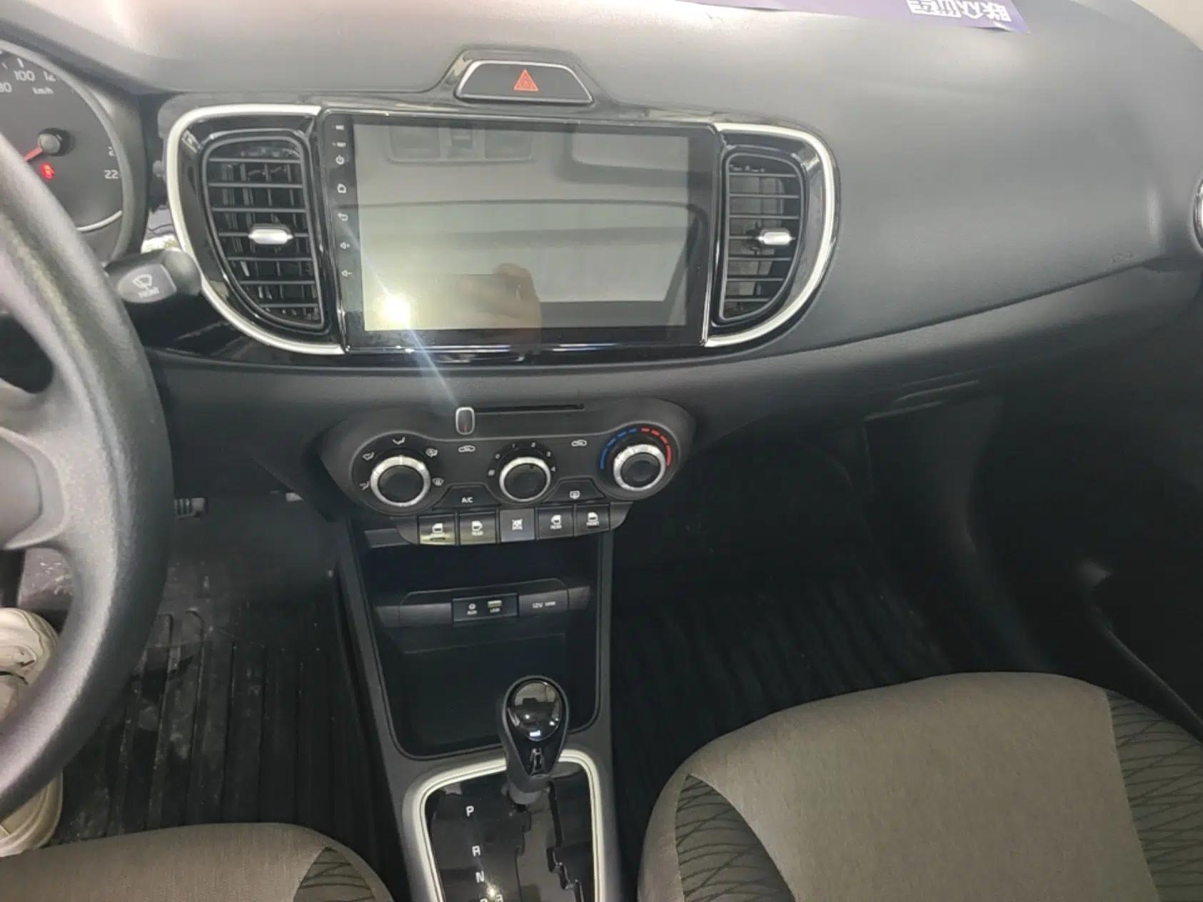 Kia Pegas 2020 Revised Version 1.4L Automatic Comfortable with Sunroof — миниатюра 15