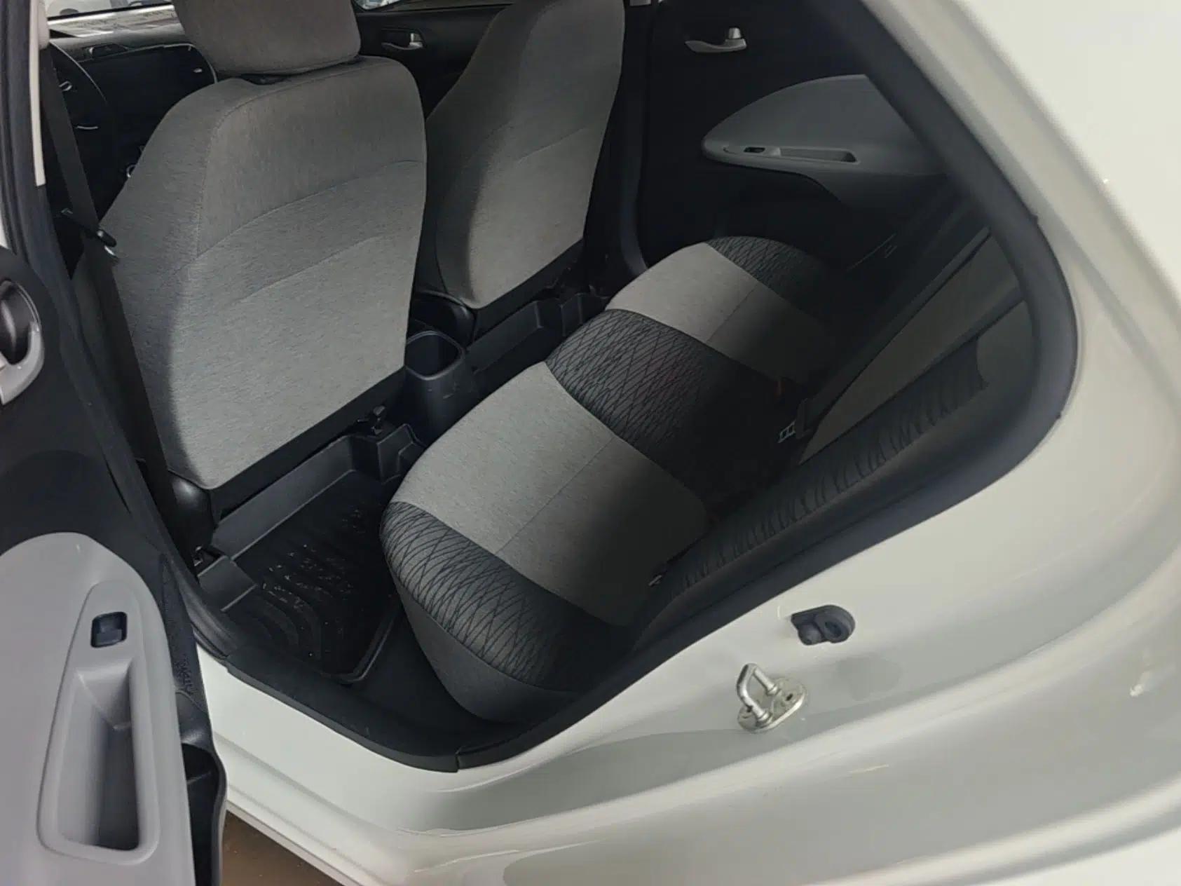 Kia Pegas 2020 Revised Version 1.4L Automatic Comfortable with Sunroof — миниатюра 20