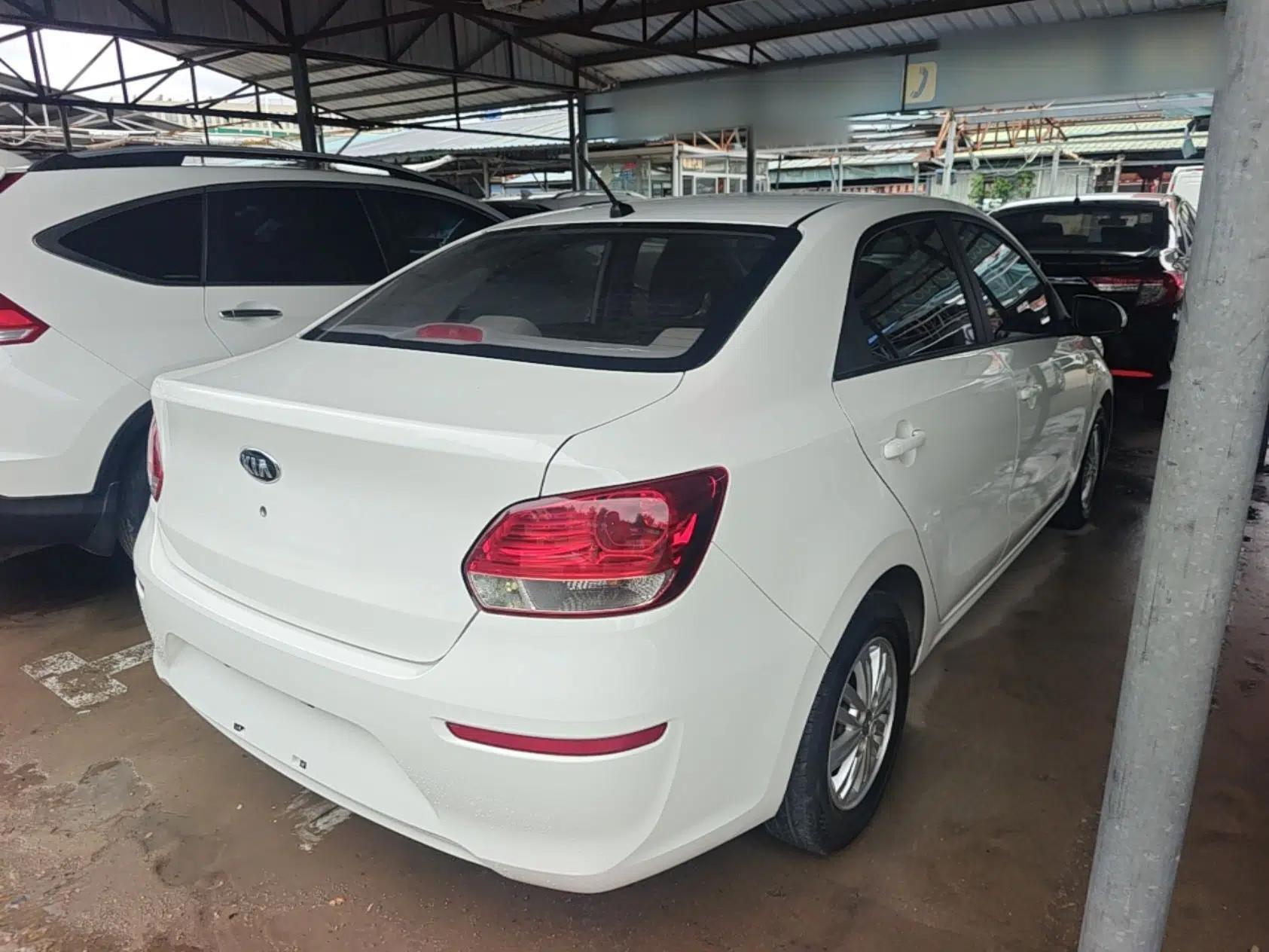 Kia Pegas 2020 Revised Version 1.4L Automatic Comfortable with Sunroof — миниатюра 6