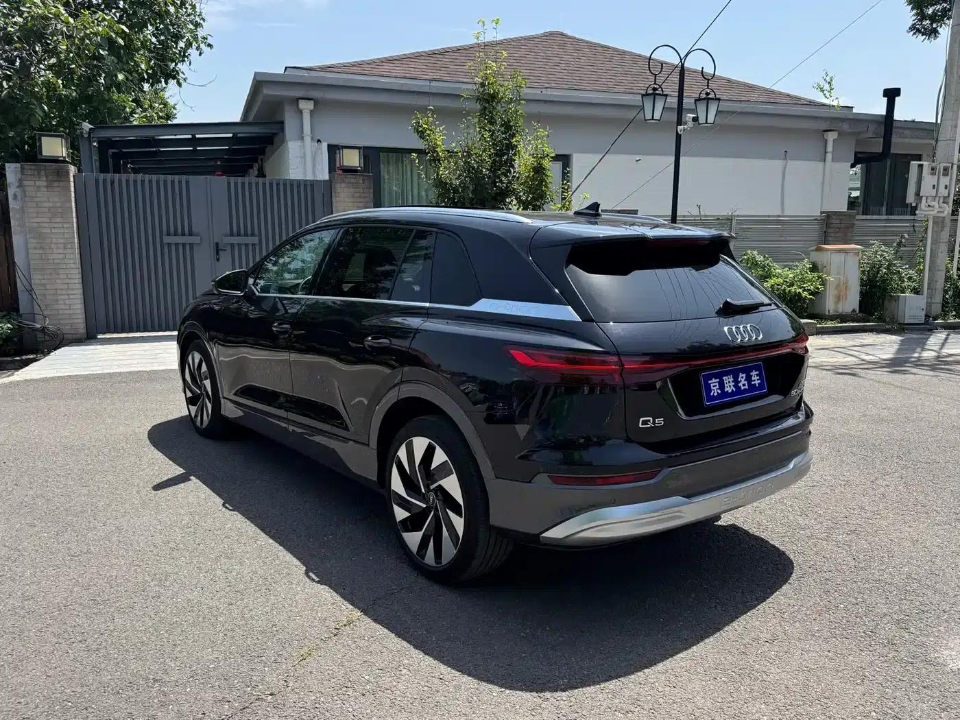 Audi Q5 e-tron 2023 50 e-tron quattro Glory Edition - Premium Outfit — миниатюра 15