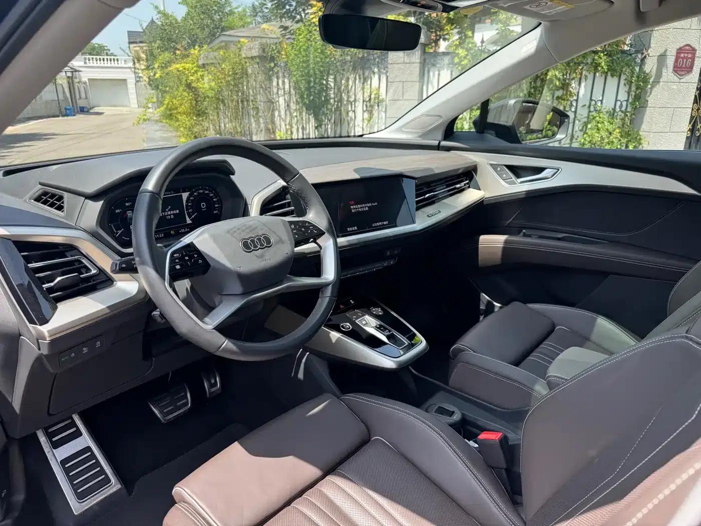 Audi Q5 e-tron 2023 50 e-tron quattro Glory Edition - Premium Outfit — миниатюра 7