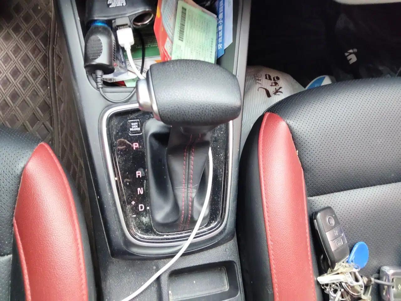 Kia KX Cross 2017 1.4L AT GLS — миниатюра 14