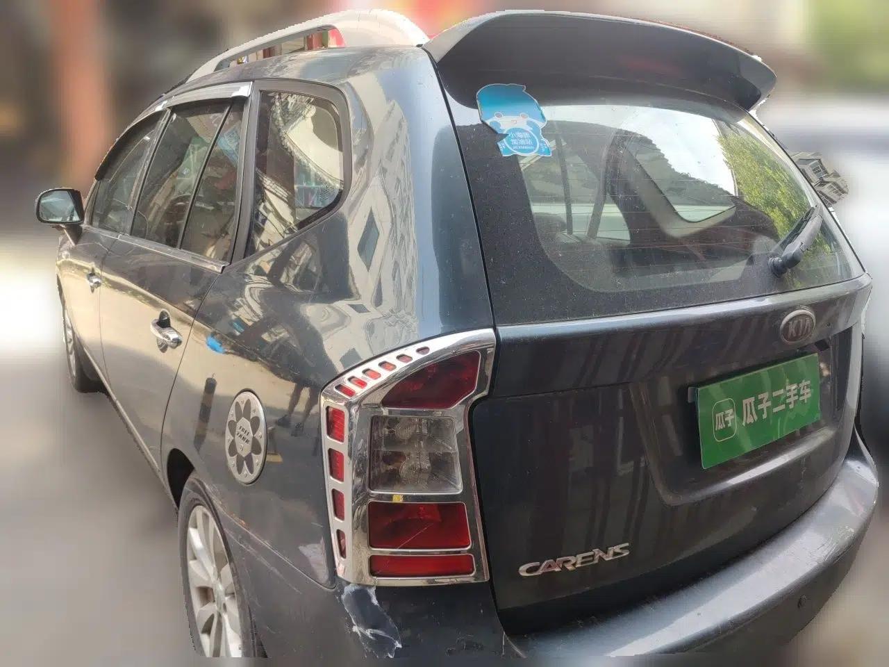 Kia Carens 2007 2.0L 7-Seater Standard Edition — миниатюра 4