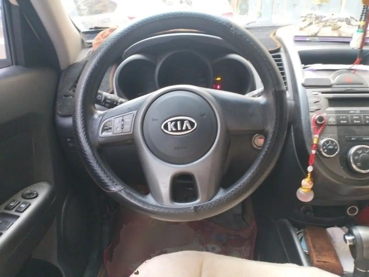 Kia Soul 2013 1.6L AT GL — миниатюра 10
