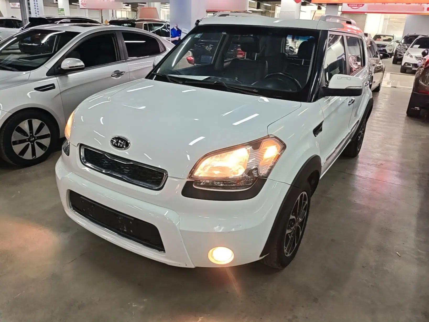 Kia Soul 2013 1.6L AT Premium — миниатюра 1