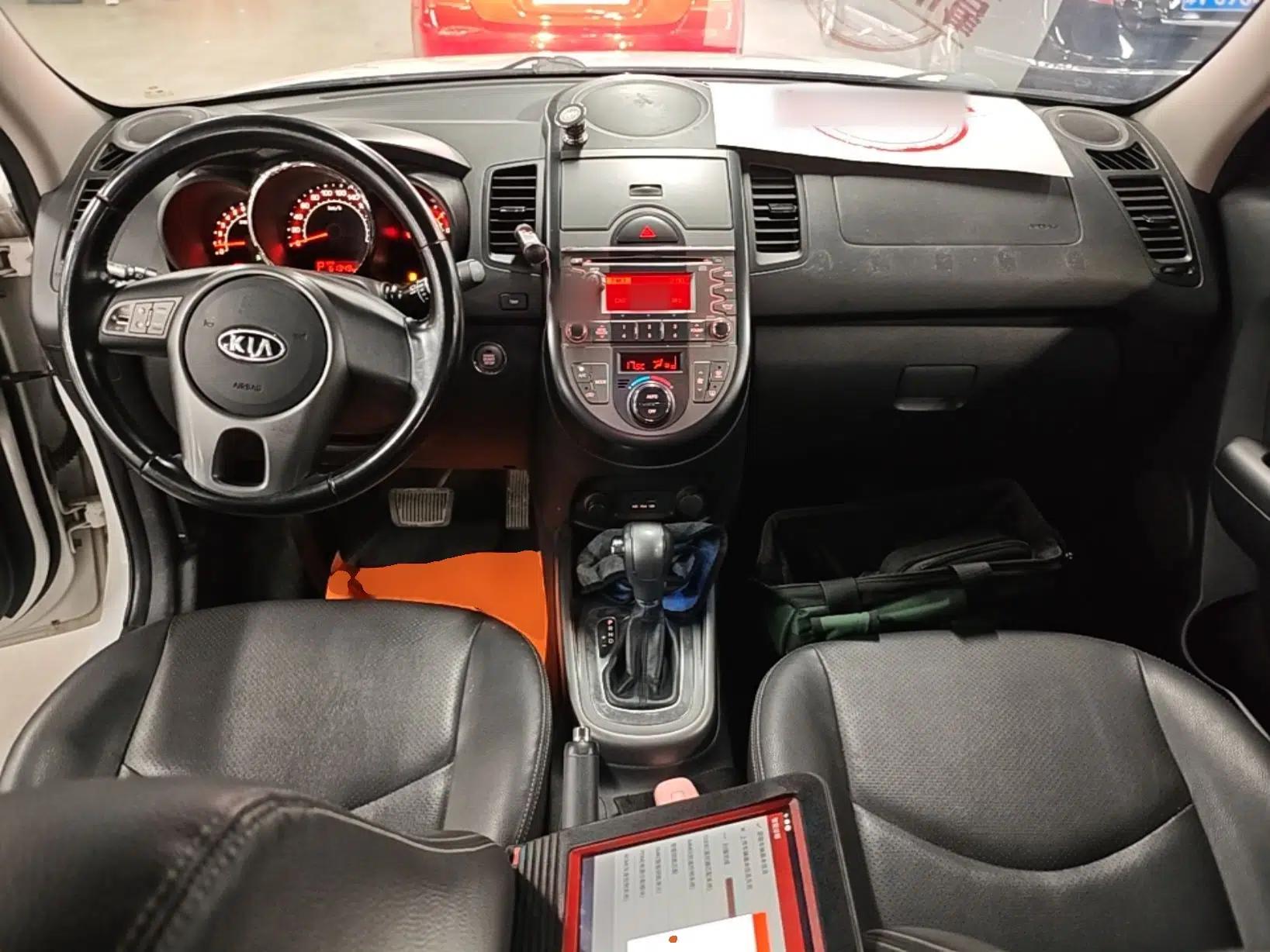 Kia Soul 2013 1.6L AT Premium — миниатюра 12