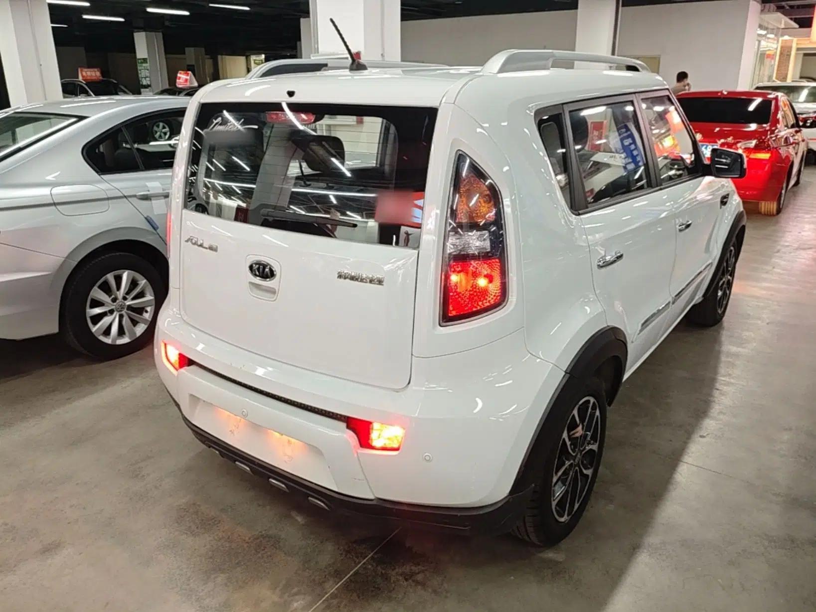 Kia Soul 2013 1.6L AT Premium — миниатюра 6