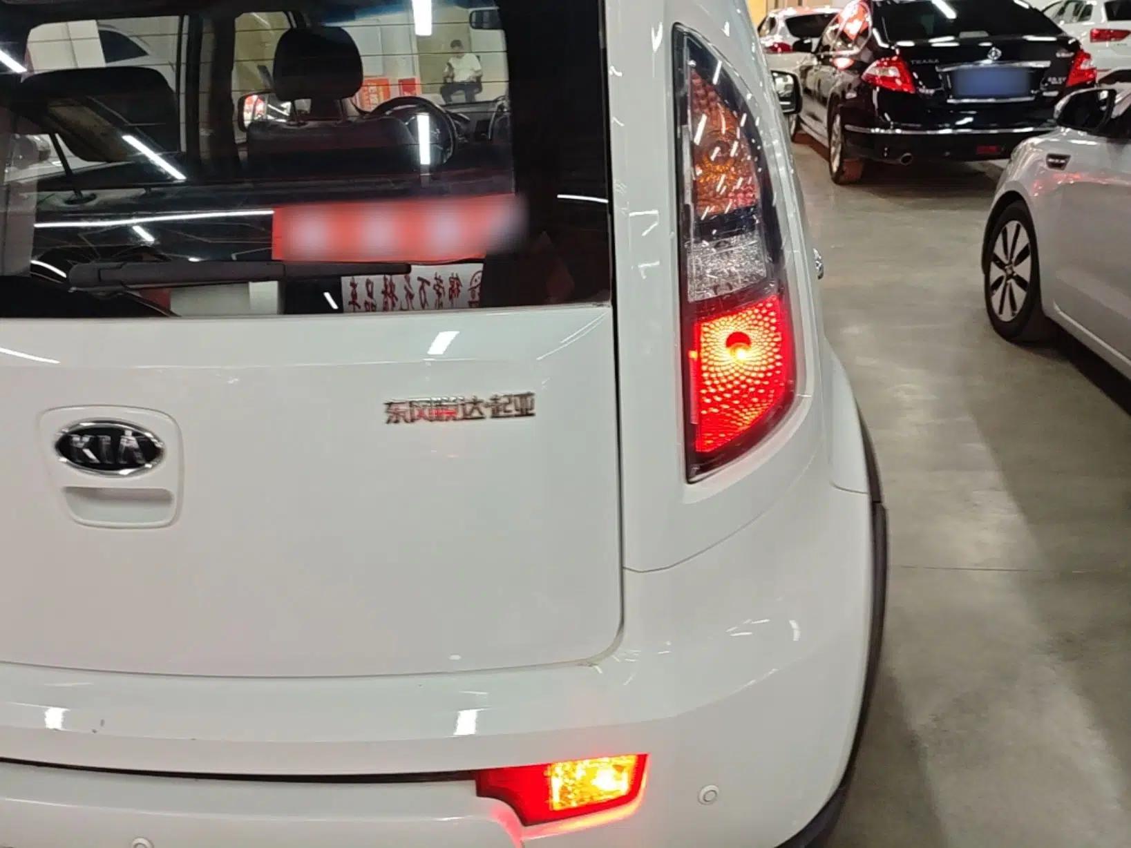 Kia Soul 2013 1.6L AT Premium — миниатюра 9