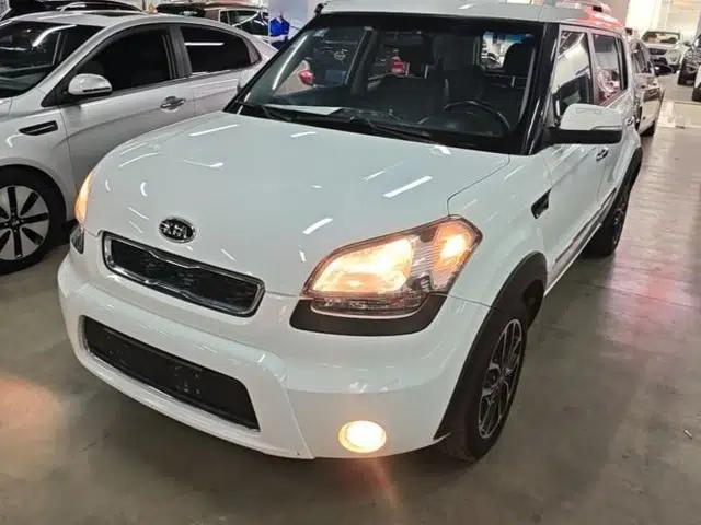 Kia Soul 2013 1.6L AT Premium