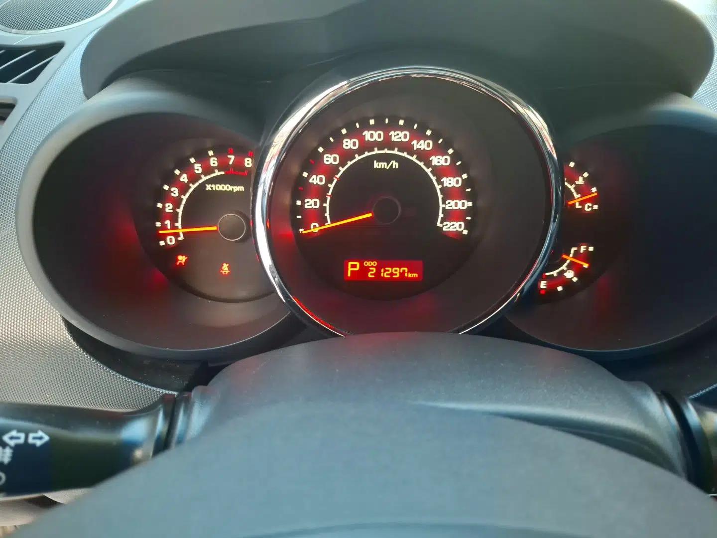 Kia Soul 2012 1.6L AT GLS — миниатюра 12