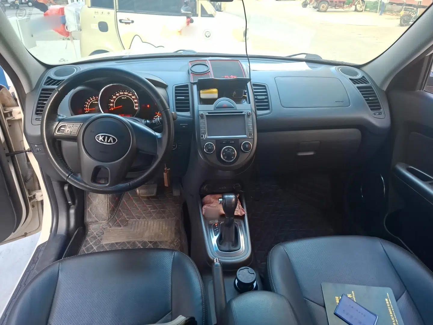 Kia Soul 2012 1.6L AT GLS — миниатюра 9