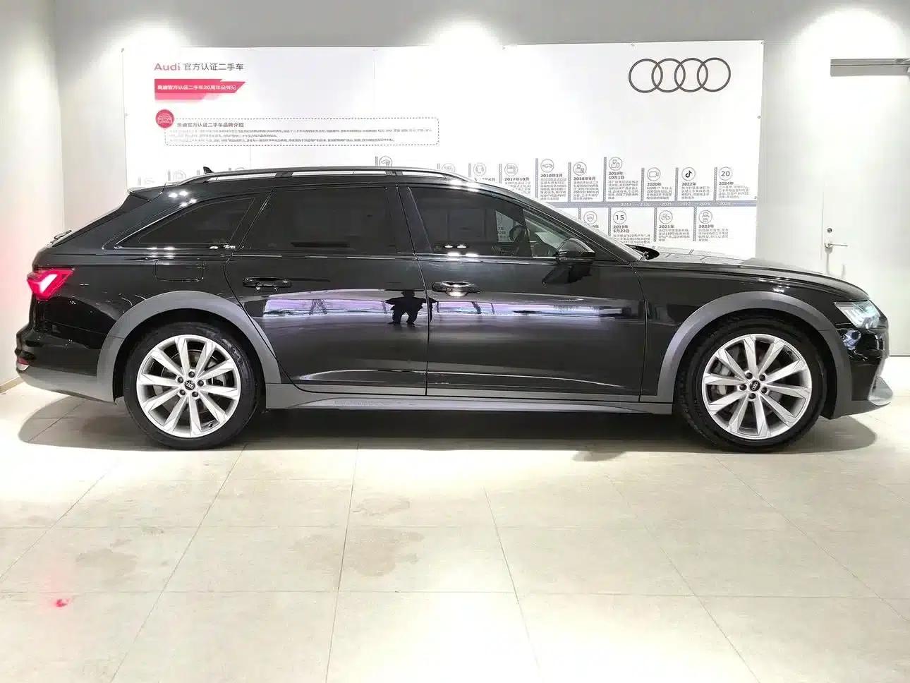 2022 Audi A6 (Imported) allroad quattro Explorer 55 TFSI Premium Off-Road Model — миниатюра 3