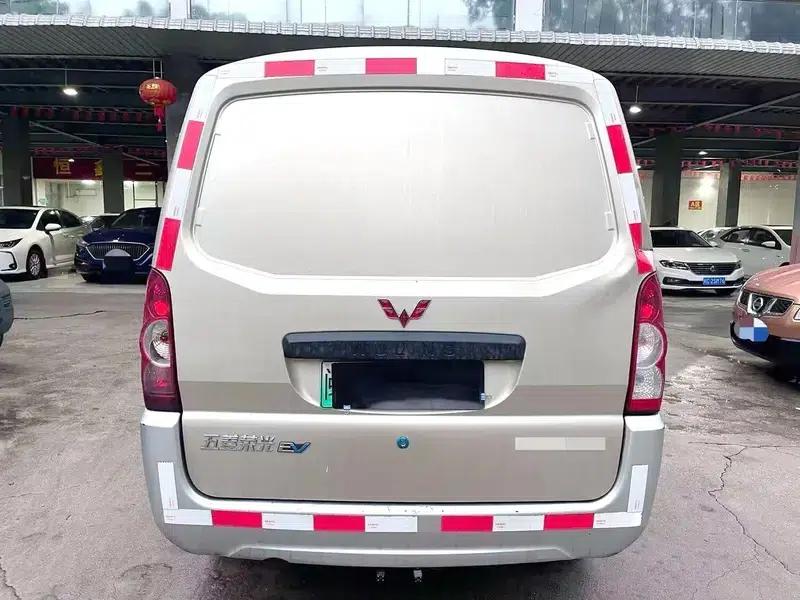Wuling Rongguang EV 2022 Basic Model, 2-Seater, with Closed Windows, CATL — миниатюра 5