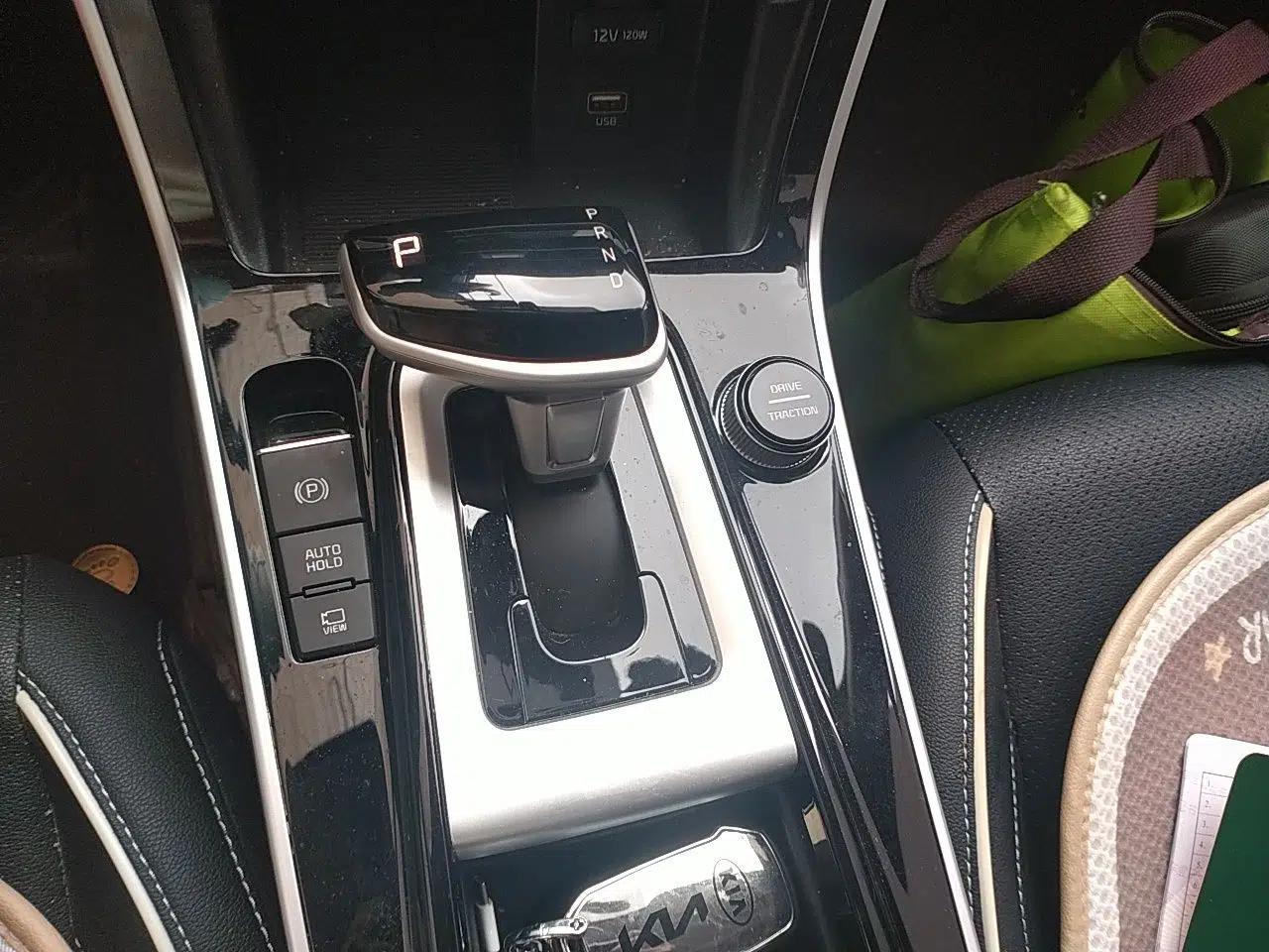 Kia Seltos 2023 1.5L CVT Comfort Edition — миниатюра 14