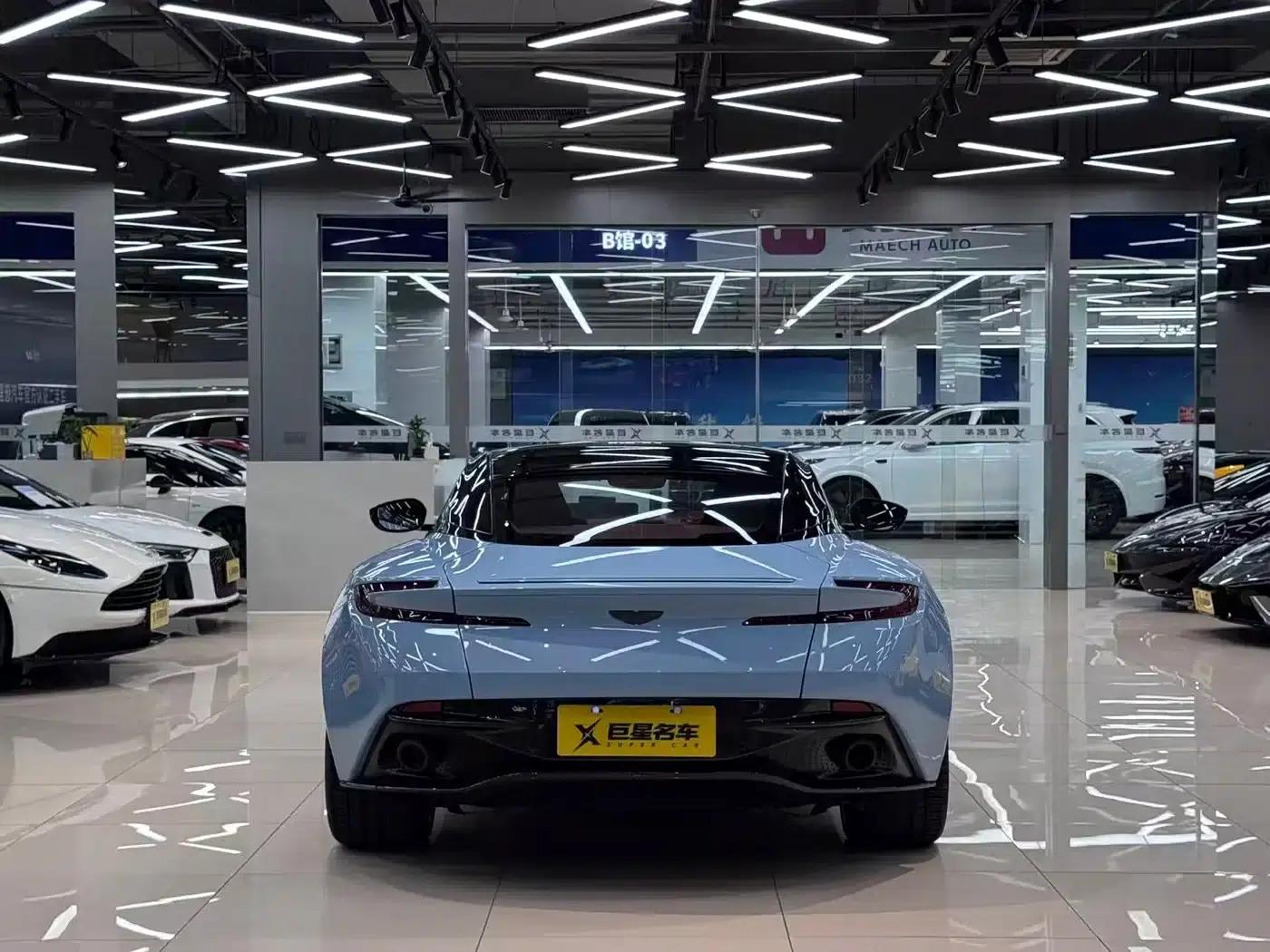 Aston Martin DB11 2019 4.0T V8 Coupe — миниатюра 8