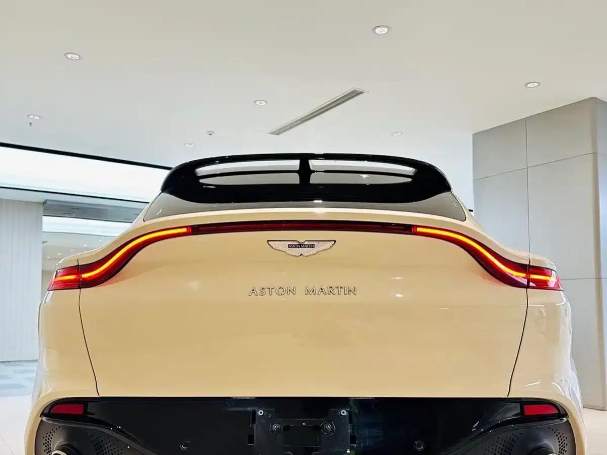 2022 Aston Martin DBX 4.0T V8 — миниатюра 4