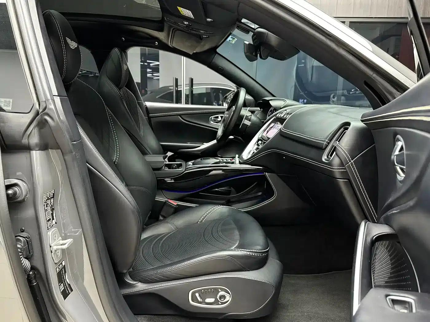 Aston Martin DBX 2022 3.0T STRAIGHT-SIX — миниатюра 13