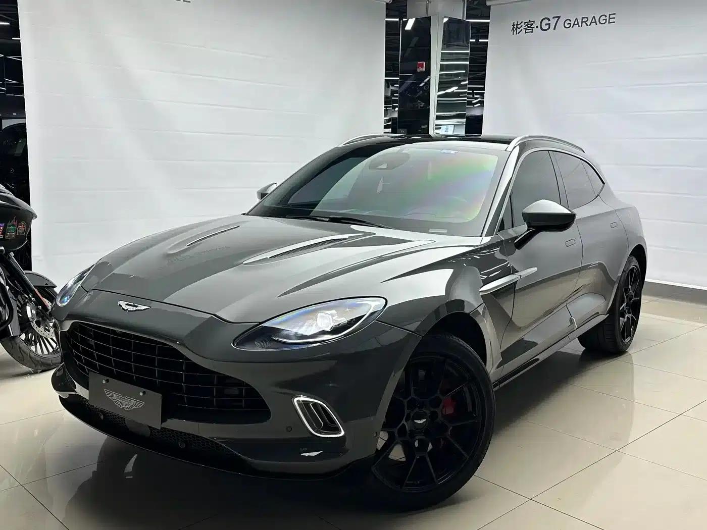 Aston Martin DBX 2022 3.0T STRAIGHT-SIX — миниатюра 3