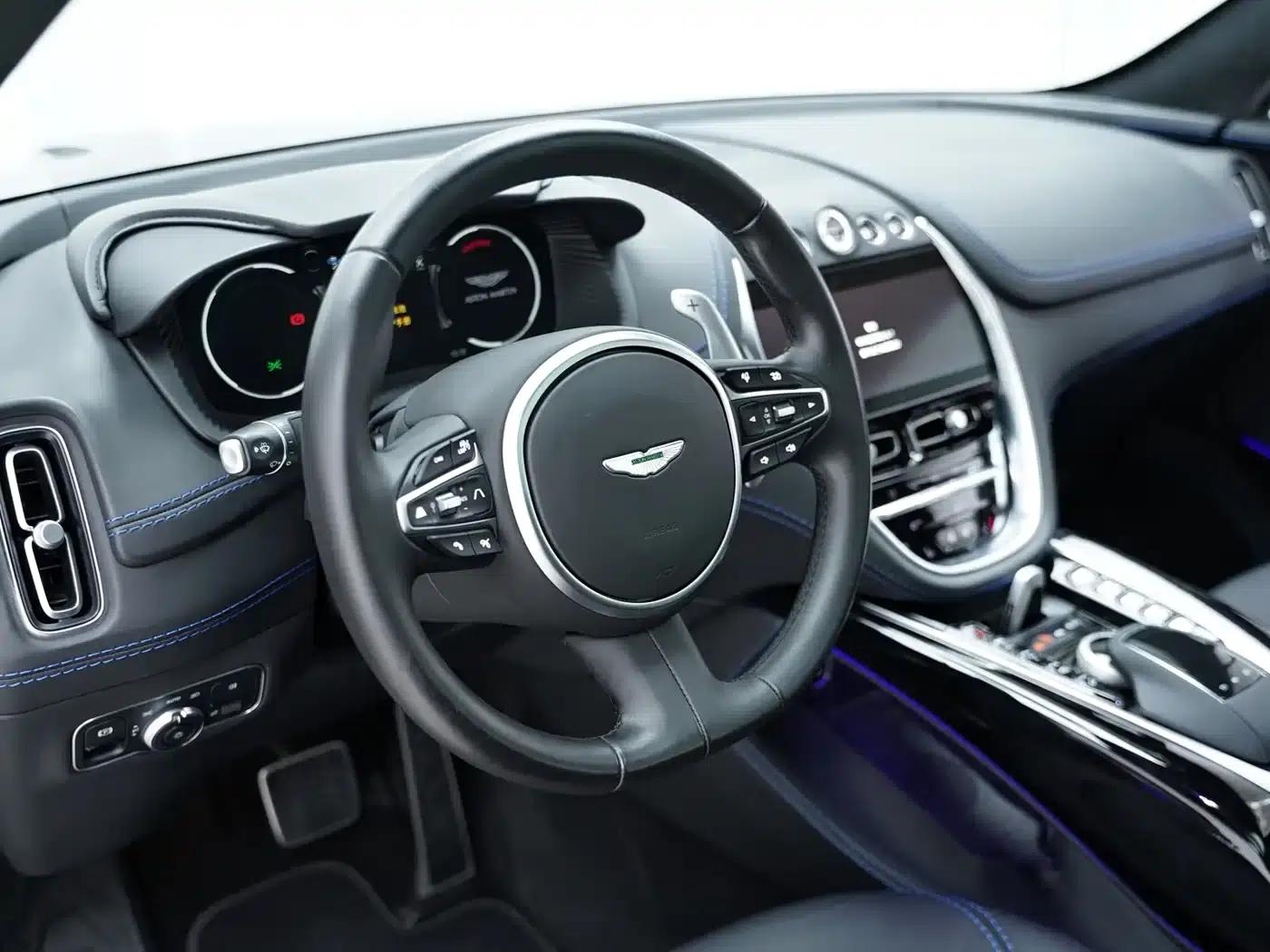 Aston Martin DBX 2023 3.0T STRAIGHT-SIX — миниатюра 6