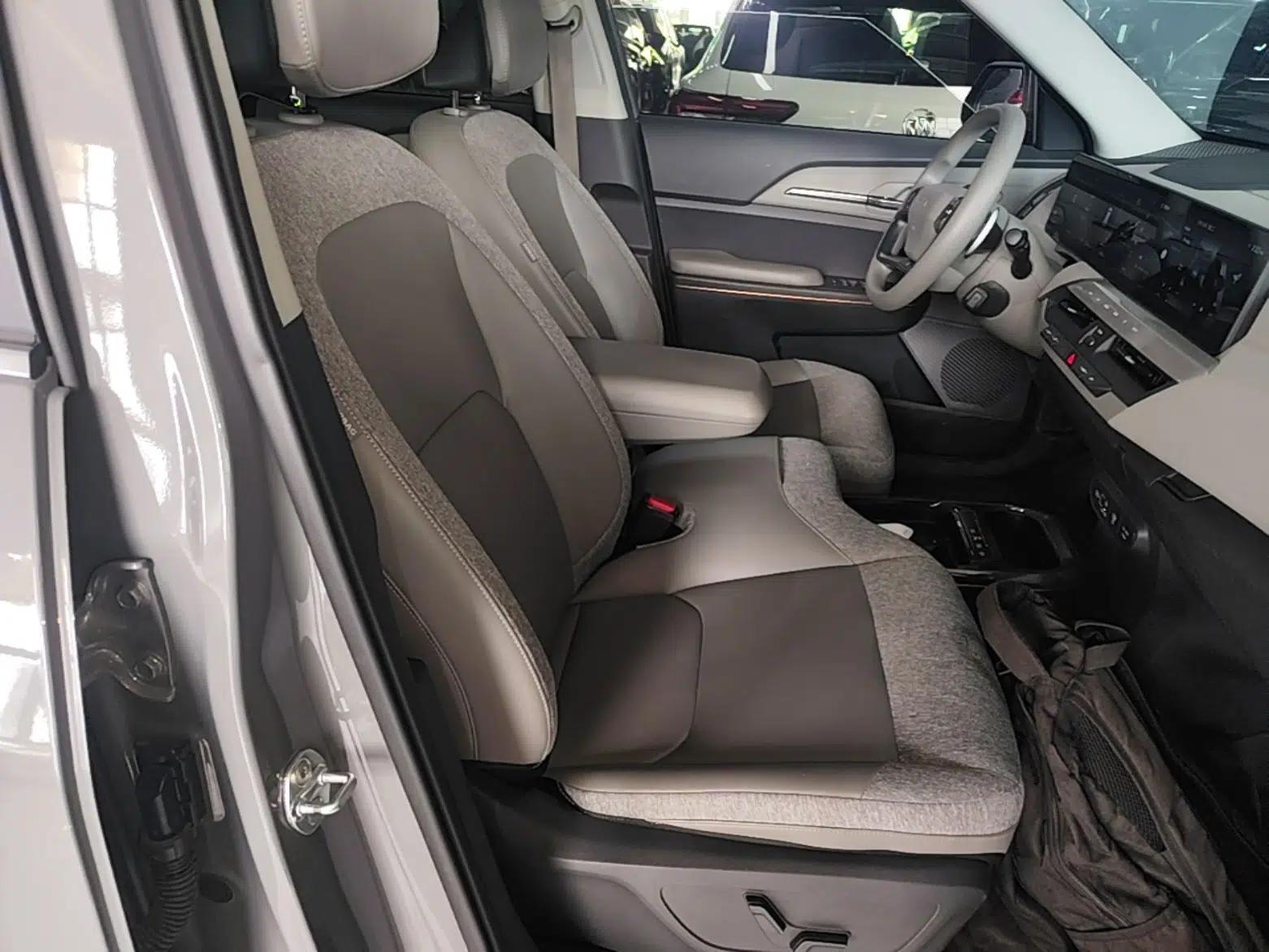 Kia EV5 2024 530 Air — миниатюра 24