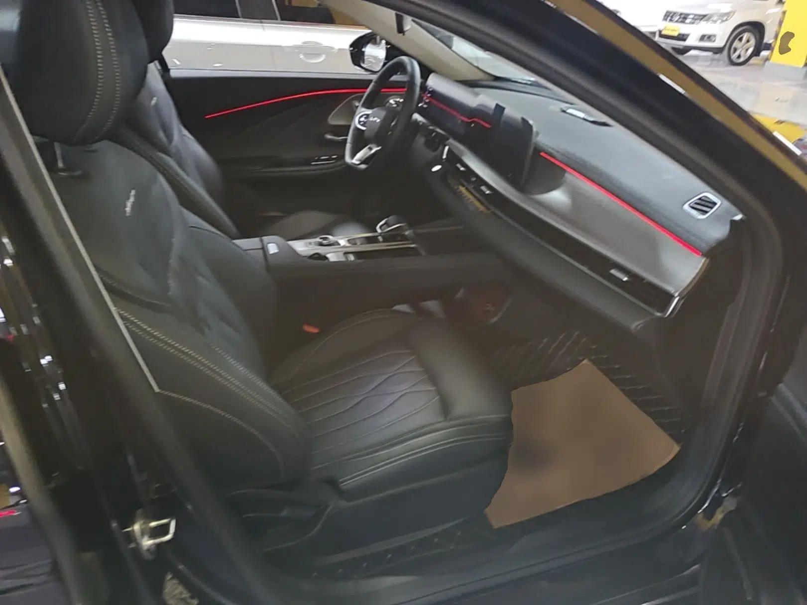 Chery Arrizo 8 2025 1.6T DCT Smart — миниатюра 19