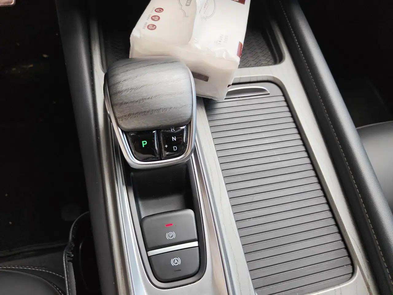 Chery Arrizo 8 2023 High-Performance Edition 2.0T DCT Powerfully Equipped — миниатюра 14