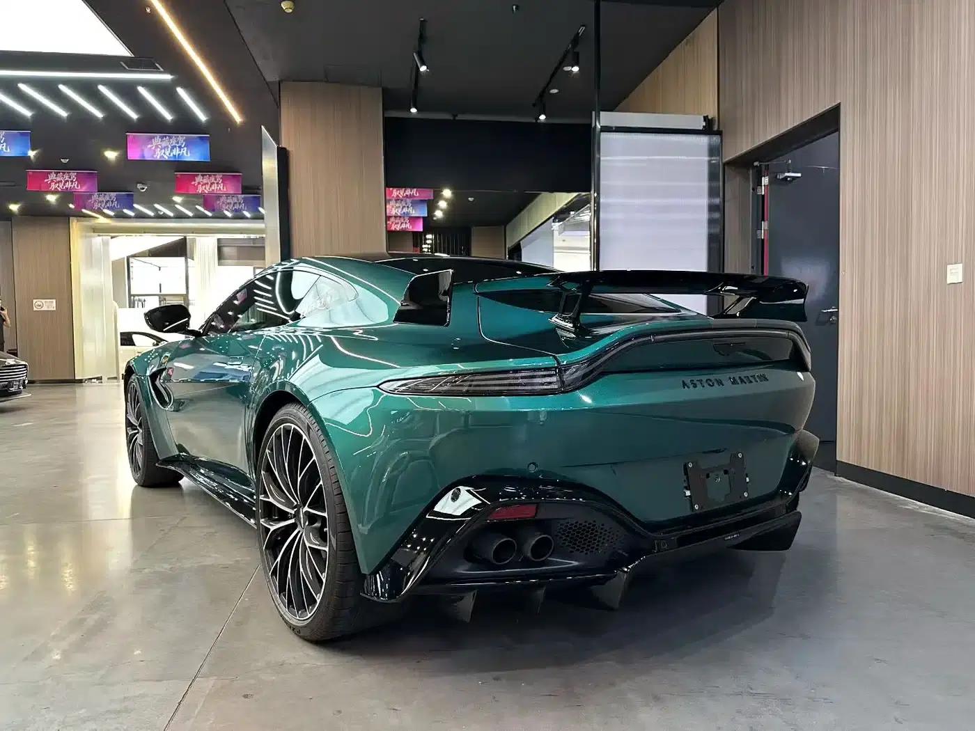 2023 V8 Vantage 4.0T V8 F1 Edition Coupe — миниатюра 4