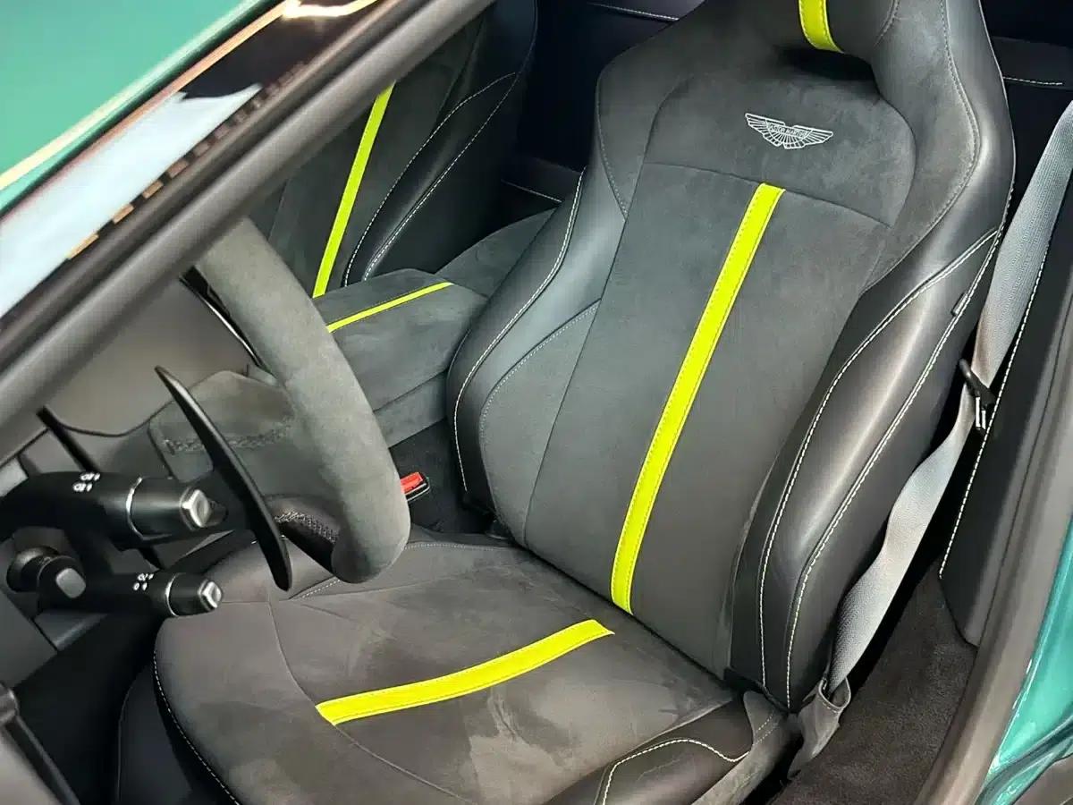 2023 V8 Vantage 4.0T V8 F1 Edition Coupe — миниатюра 8