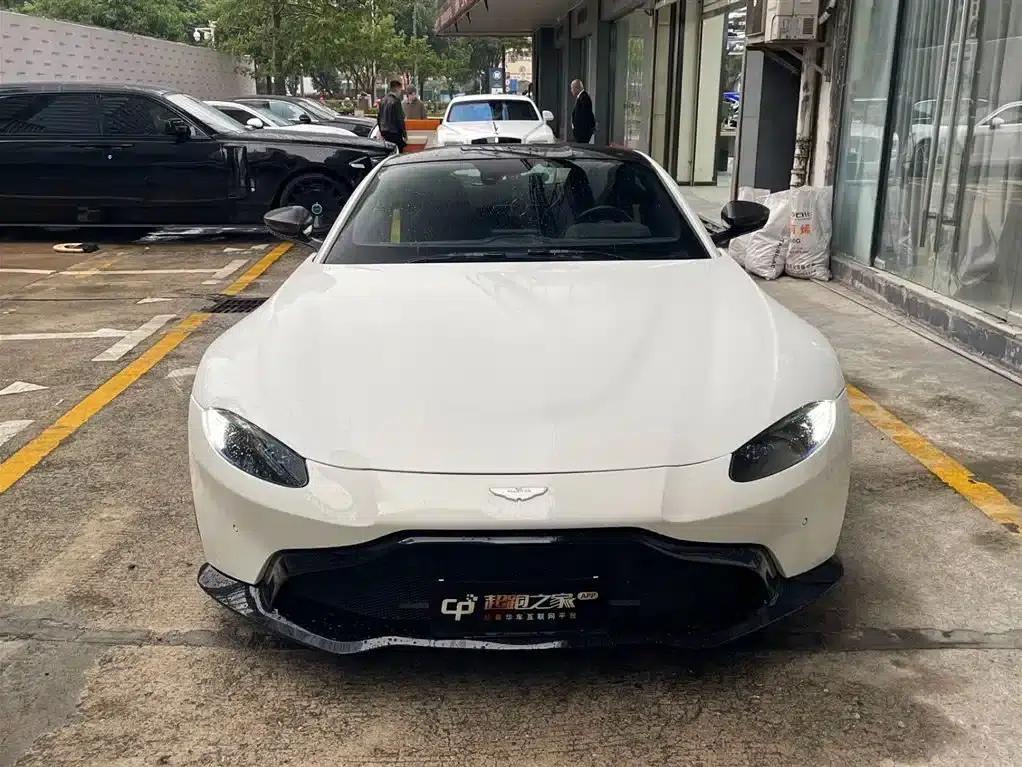 2020 V8 Vantage 4.0T V8 Coupe — миниатюра 2