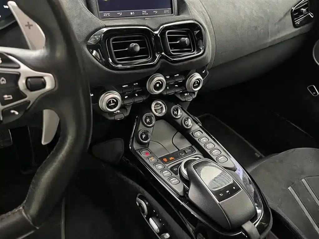 2020 V8 Vantage 4.0T V8 Coupe — миниатюра 14