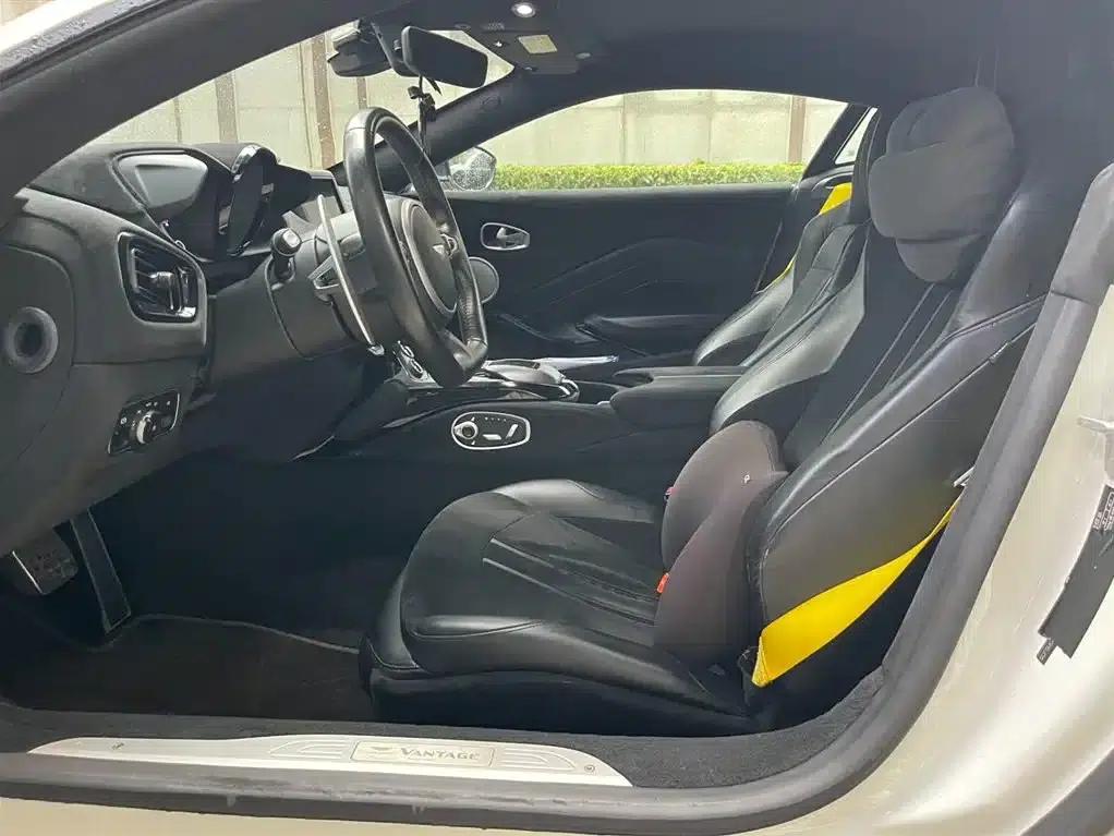 2020 V8 Vantage 4.0T V8 Coupe — миниатюра 9