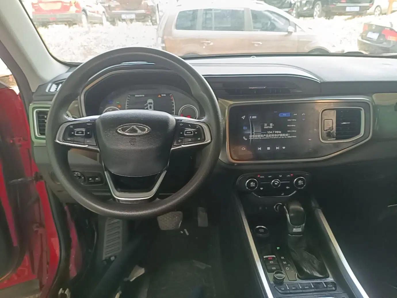 Chery Tiggo 8 2018 1.5 TCI Automatic Luxury 7-Seater — миниатюра 12