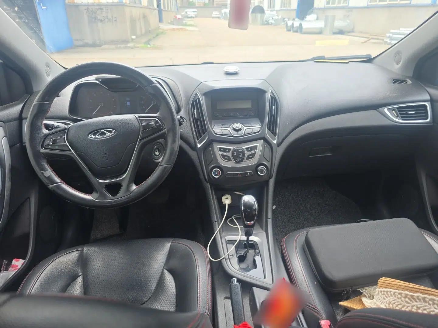Chery Arrizo 5 2016 1.5L CVT Trendsetting Edition — миниатюра 9