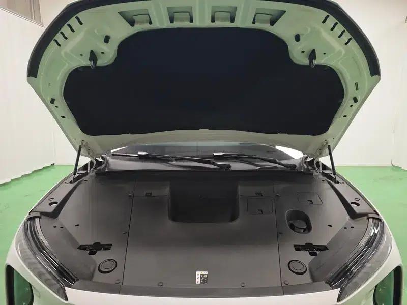 NIO ES6 2024 model 75kWh — миниатюра 10