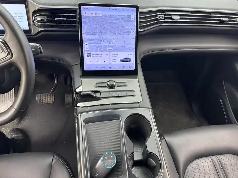NIO ES6 2022 455KM Sport Edition — миниатюра 11