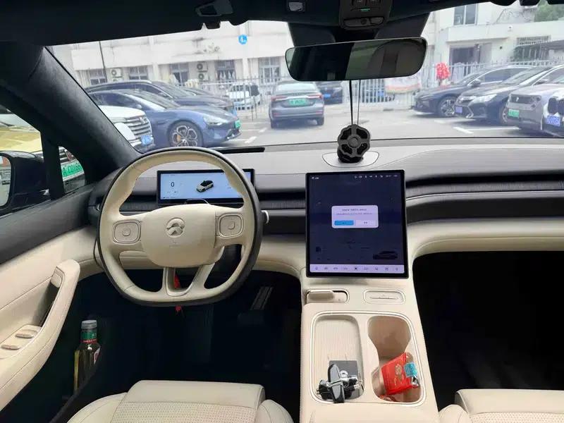 NIO ES6 2023 model 75kWh — миниатюра 10